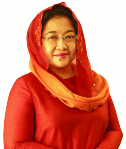 Megawati_Sukarnoputri_in_hijab_(cropped)